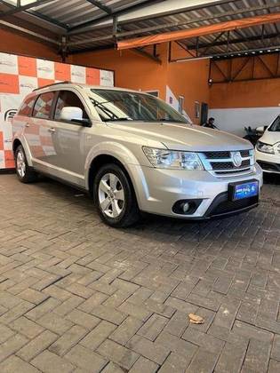 FIAT FREEMONT 2.4 EMOTION 16V GASOLINA 4P AUTOMÁTICO